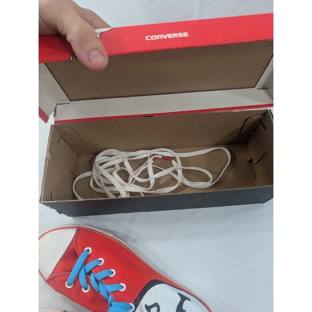 Rare Converse Hi Top Dr. Seuss Hook Thing One Thing Two Size 5 Junior - Picture 8 of 8